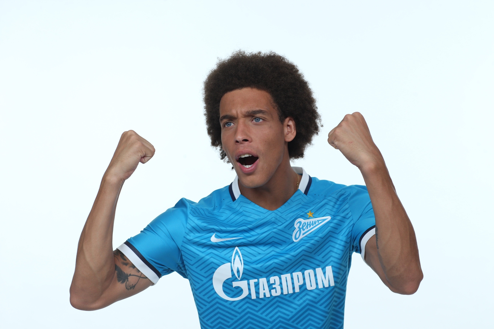 Фотосессия футболистов и тренеров основного состава ФК «Зенит» сезона 2015/2016