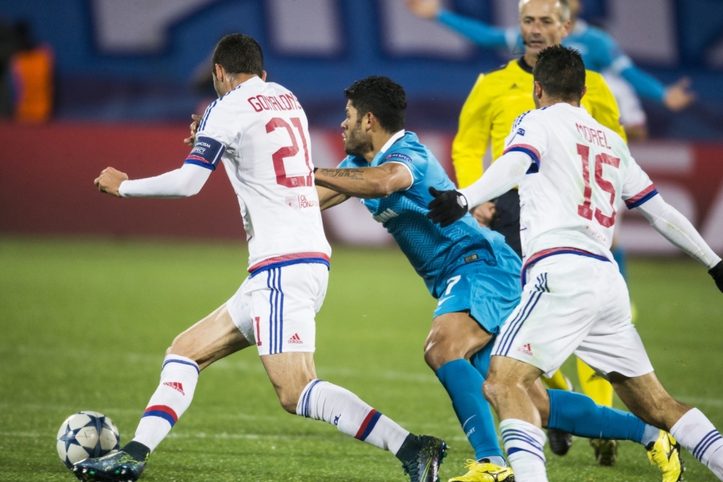 Лига Чемпионов УЕФА 2015/16, «Зенит» — «Лион»