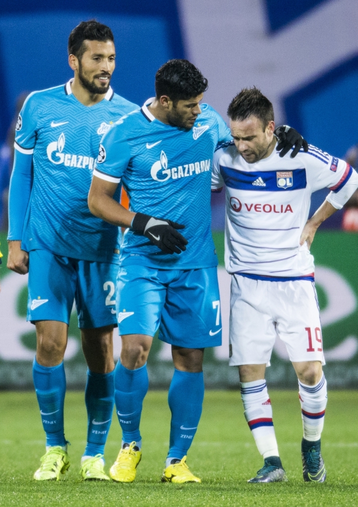 Лига Чемпионов УЕФА 2015/16, «Зенит» — «Лион»