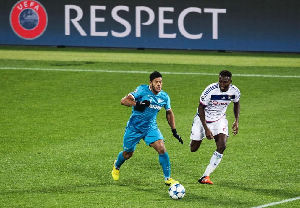 Лига Чемпионов УЕФА 2015/16, «Зенит» — «Лион»