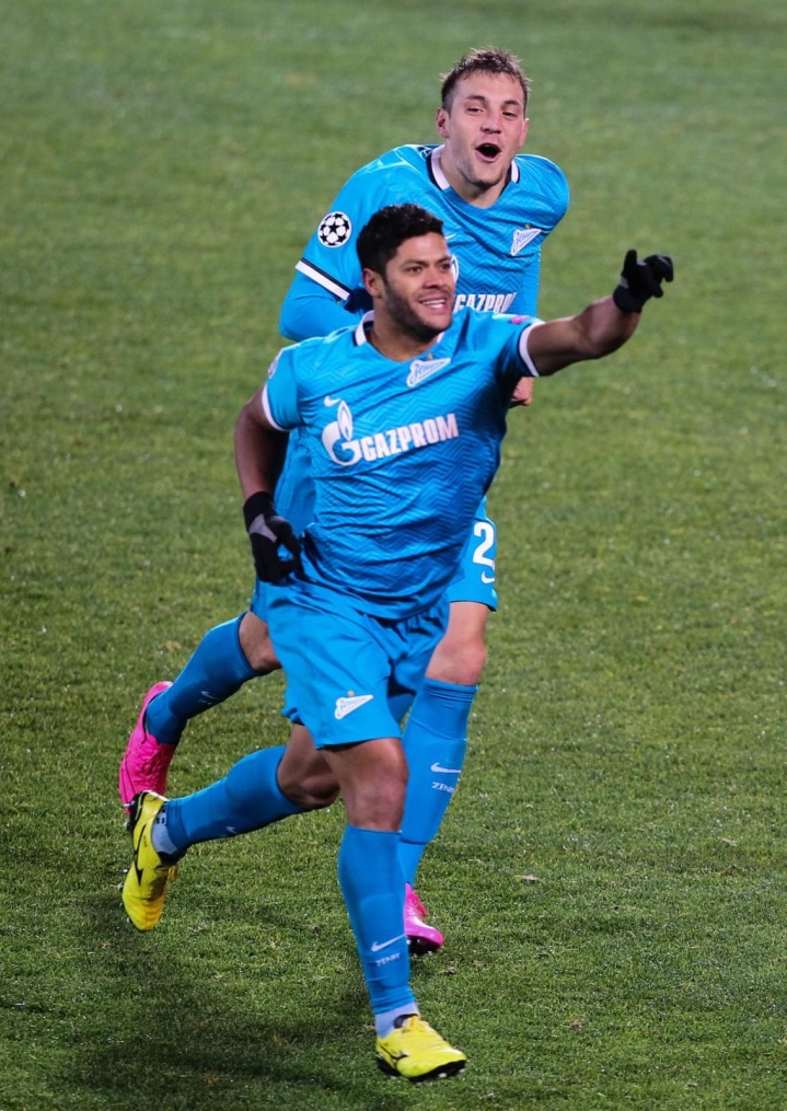 Лига Чемпионов УЕФА 2015/16, «Зенит» — «Лион»