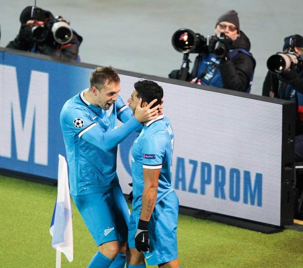 Лига Чемпионов УЕФА 2015/16, «Зенит» — «Лион»