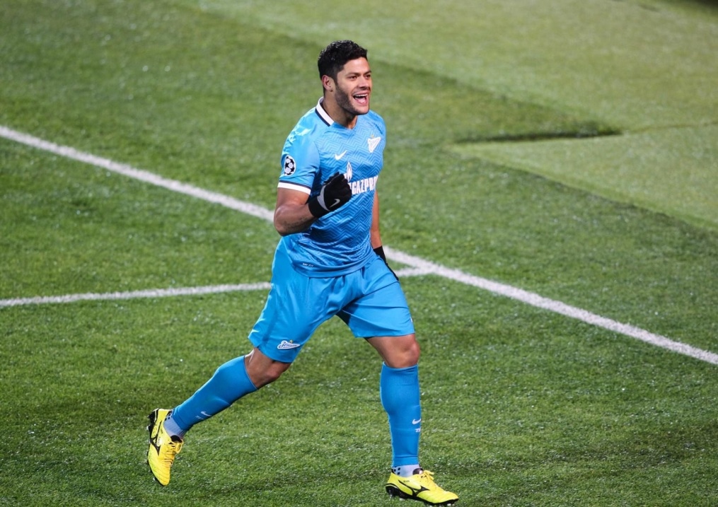 Лига Чемпионов УЕФА 2015/16, «Зенит» — «Лион»