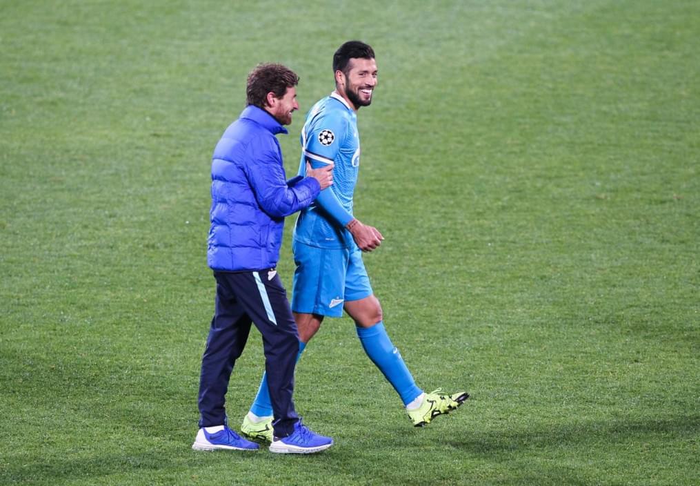 Лига Чемпионов УЕФА 2015/16, «Зенит» — «Лион»