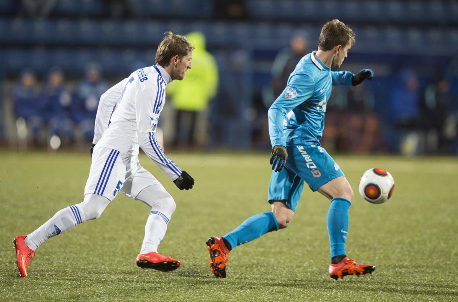 ФОНБЕТ-Первенство ФНЛ 2015/16, «Зенит»-2 — «Газовик»