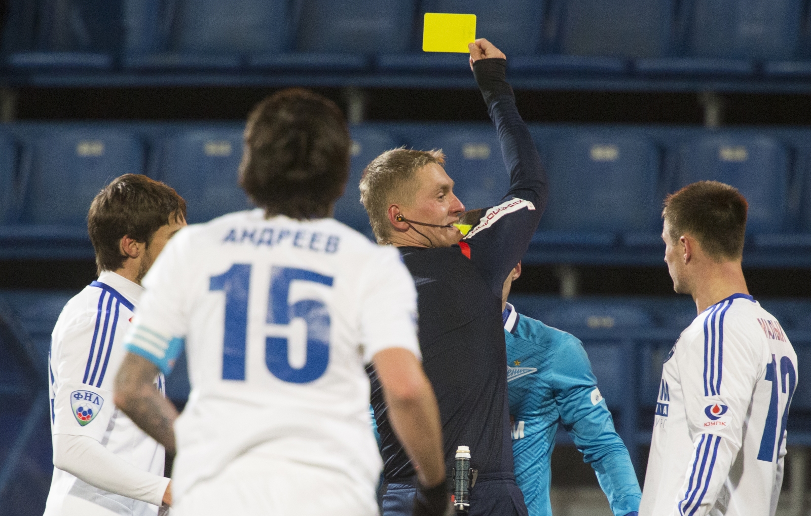 ФОНБЕТ-Первенство ФНЛ 2015/16, «Зенит»-2 — «Газовик»