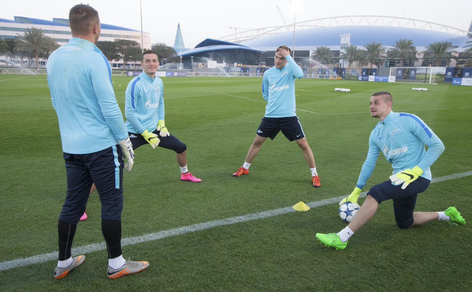 «Газпром»-тренировочные сборы в Дохе: 16 января, вечерняя тренировка