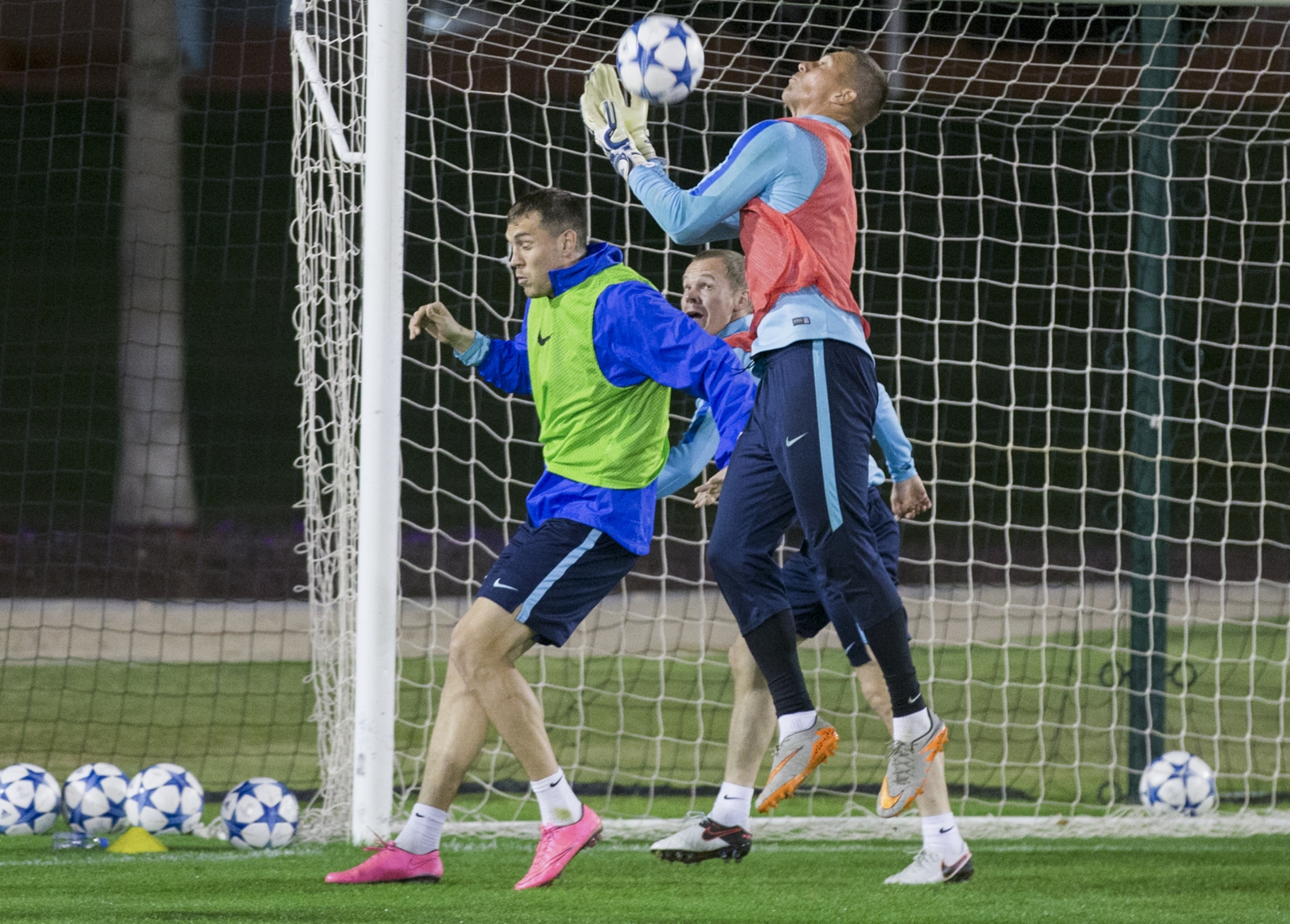 «Газпром»-тренировочные сборы в Дохе: 16 января, вечерняя тренировка