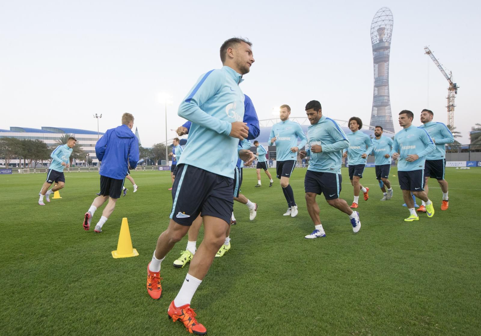 «Газпром»-тренировочные сборы в Дохе: 16 января, вечерняя тренировка