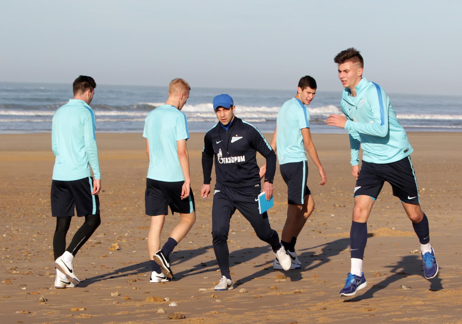 Первая тренировка «Зенита»-м на сборе в Испании