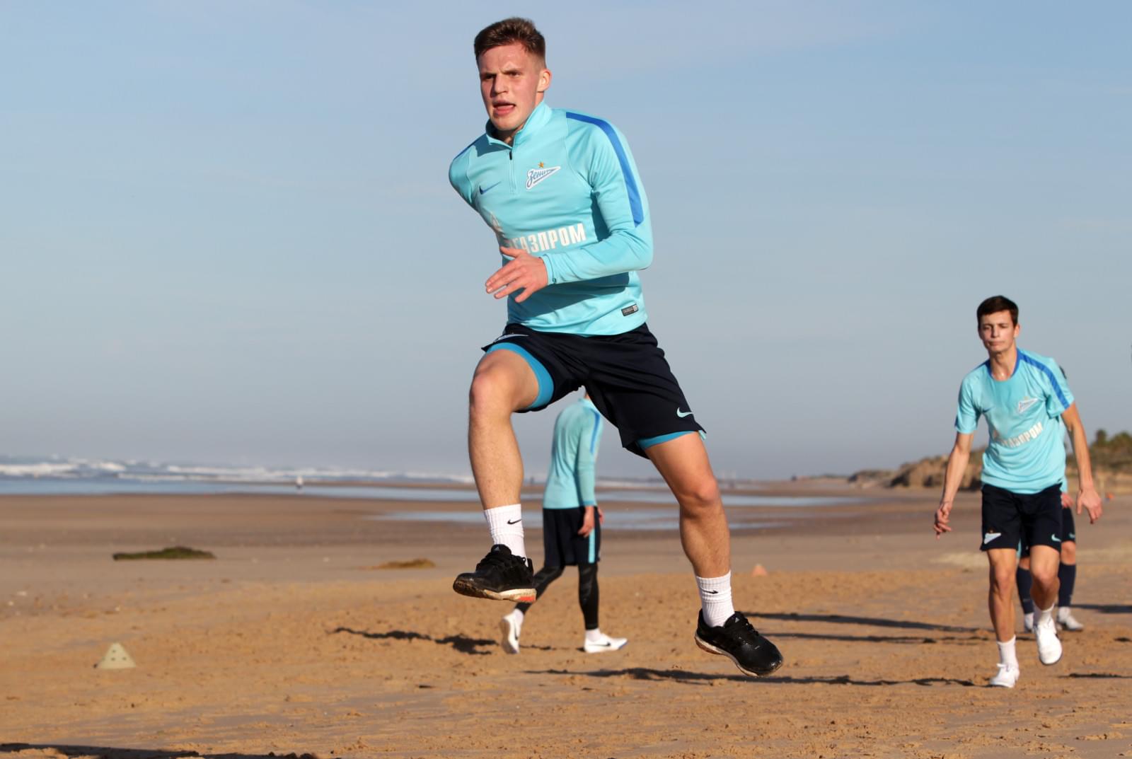 Первая тренировка «Зенита»-м на сборе в Испании