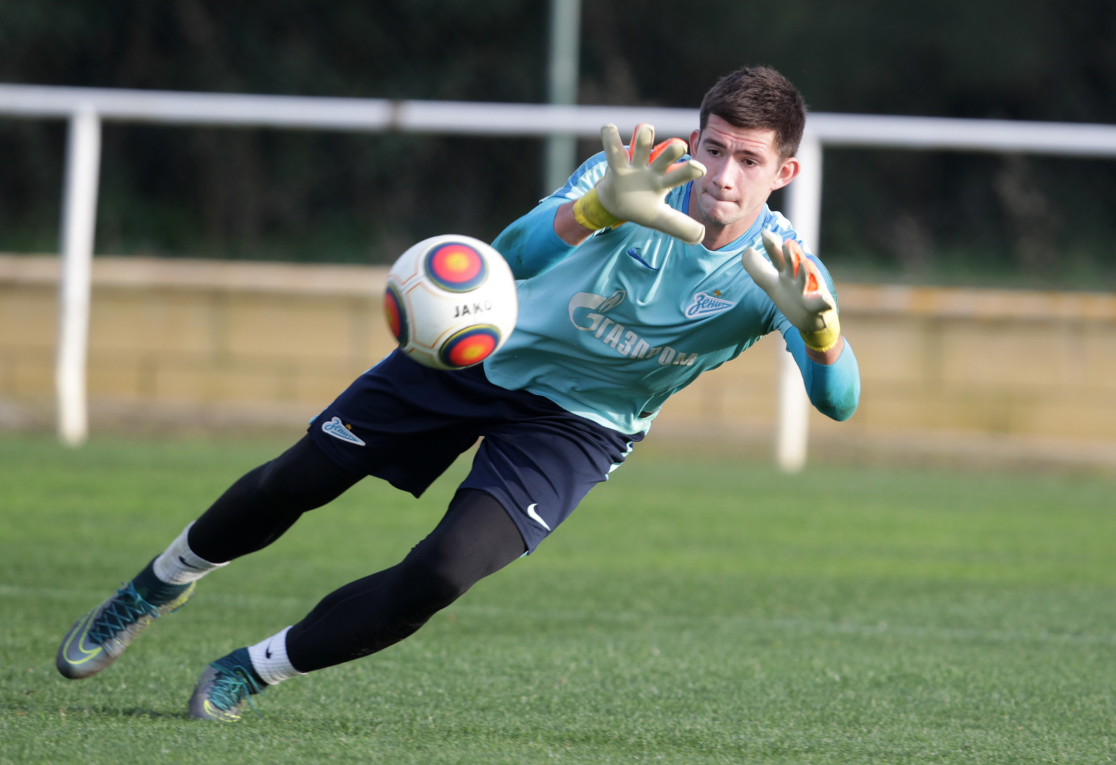 Тренировка «Зенита»-2 в Кадисе 25 января 2016 года