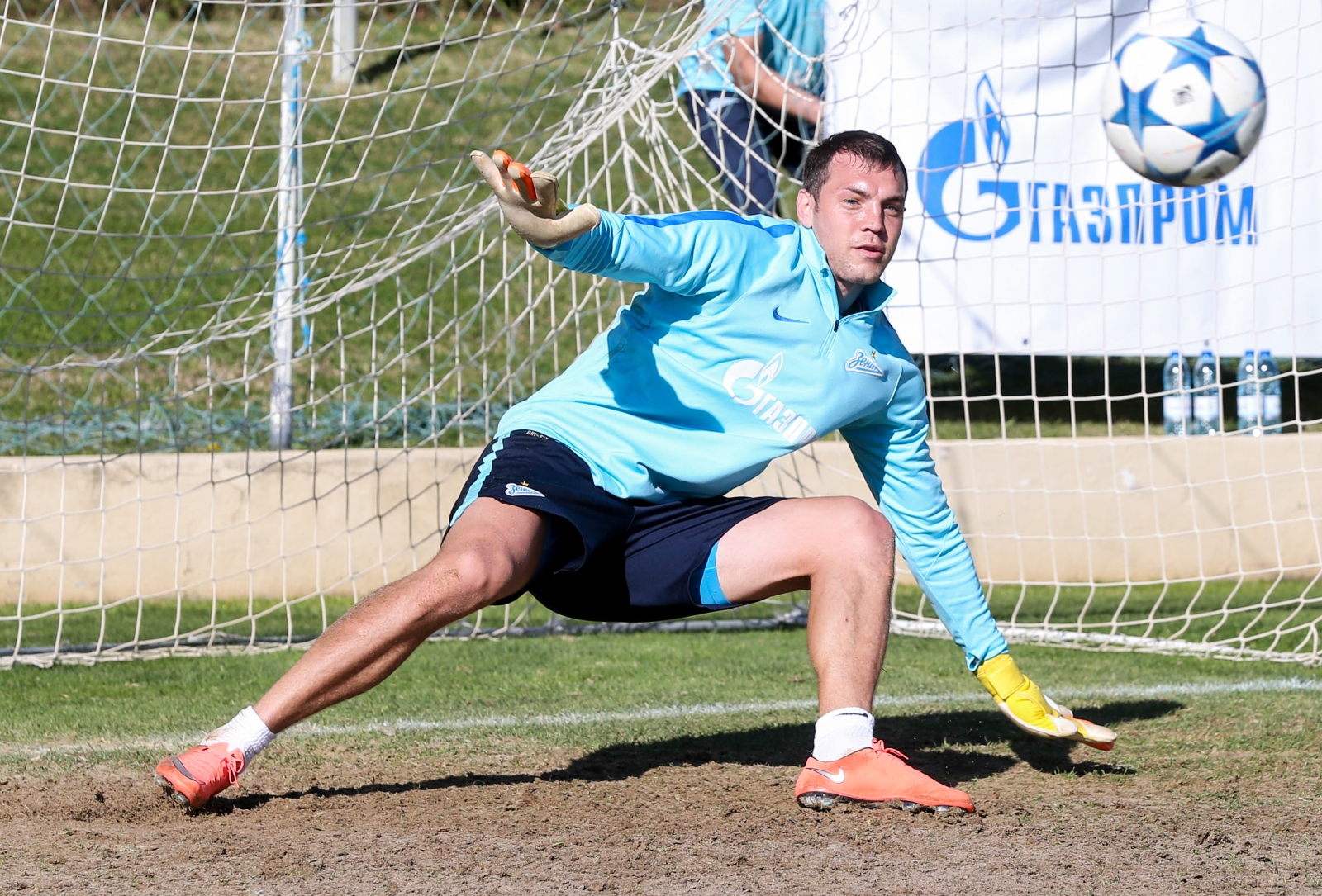 «Газпром»-тренировочные сборы в Фару: 1 февраля, утренняя тренировка