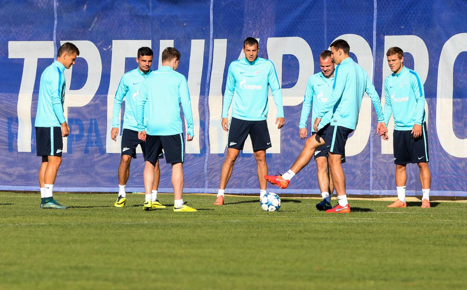 «Газпром»-тренировочные сборы в Фару: 1 февраля, утренняя тренировка