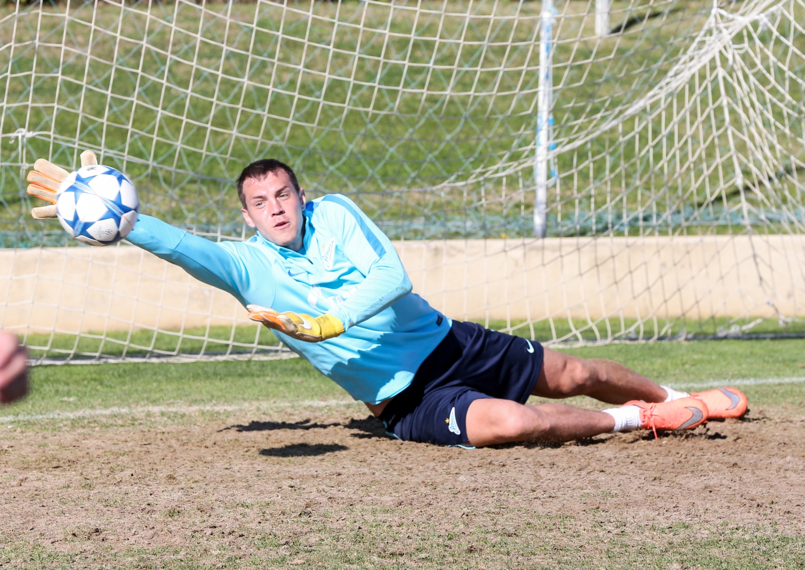 «Газпром»-тренировочные сборы в Фару: 1 февраля, утренняя тренировка