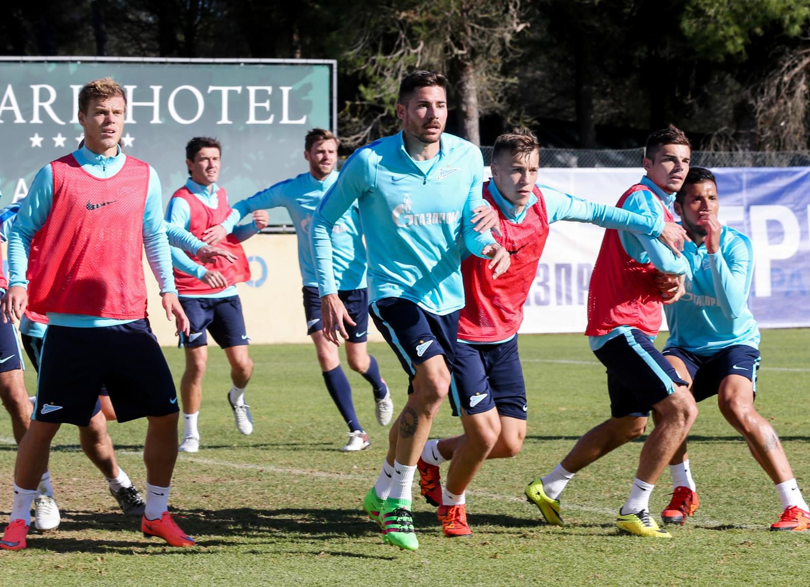 «Газпром»-тренировочные сборы в Фару: 1 февраля, утренняя тренировка