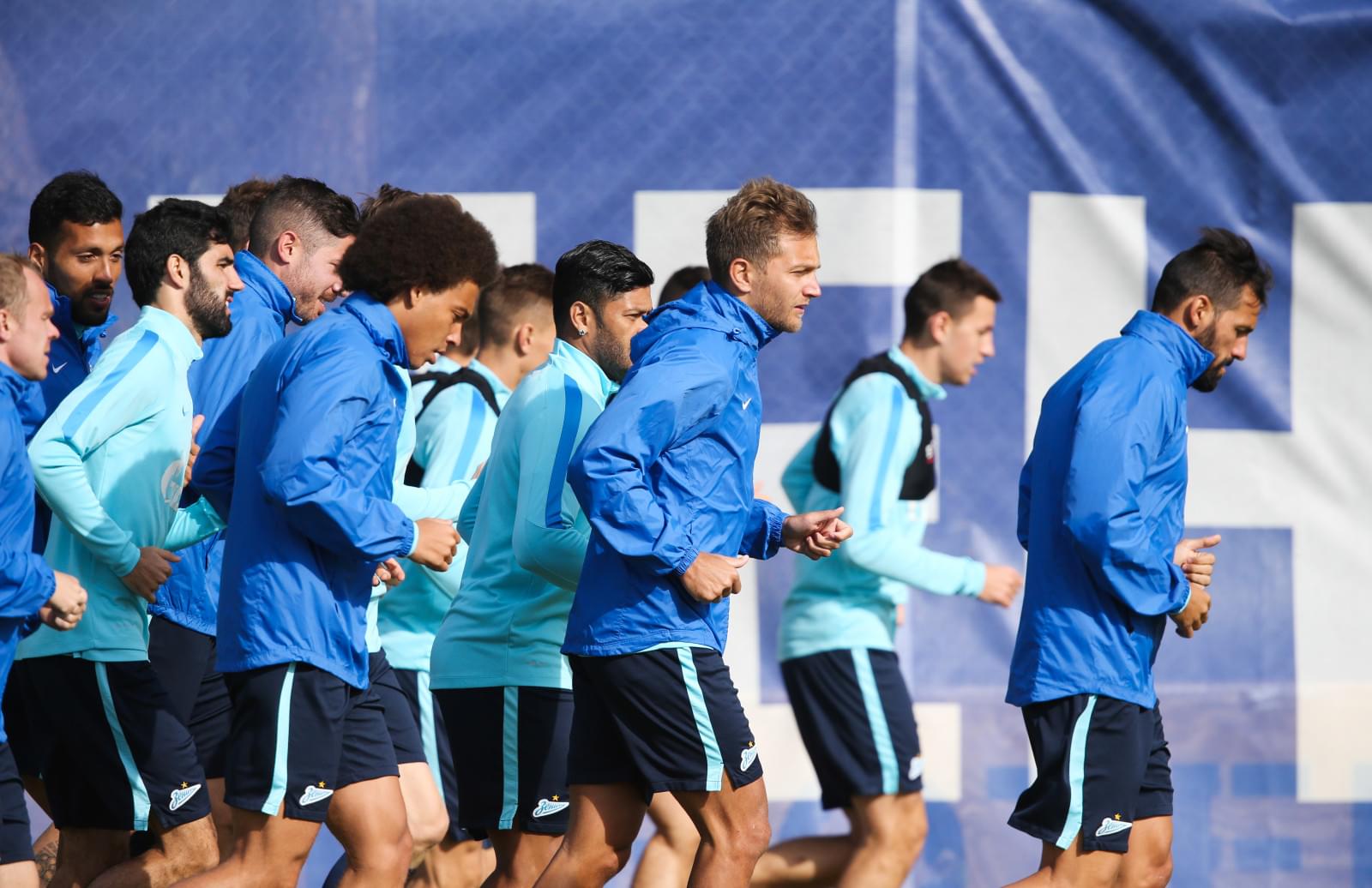 «Газпром»-тренировочный сбор в Фару: 5 февраля, утренняя тренировка