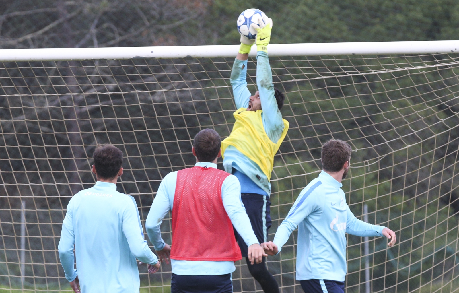 «Газпром»-тренировочный сбор в Фару: 6 февраля, вечерняя тренировка
