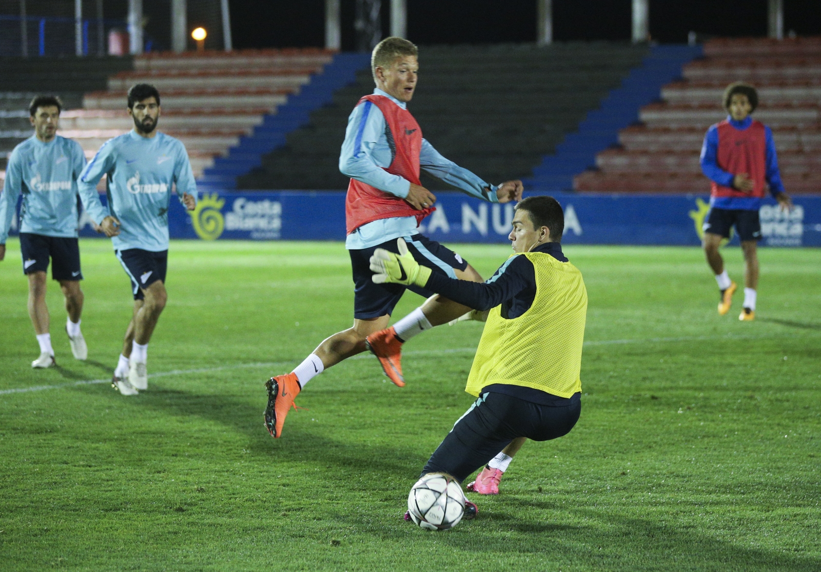 «Газпром»-тренировочный сбор в Испании: 10 февраля, вечерняя тренировка