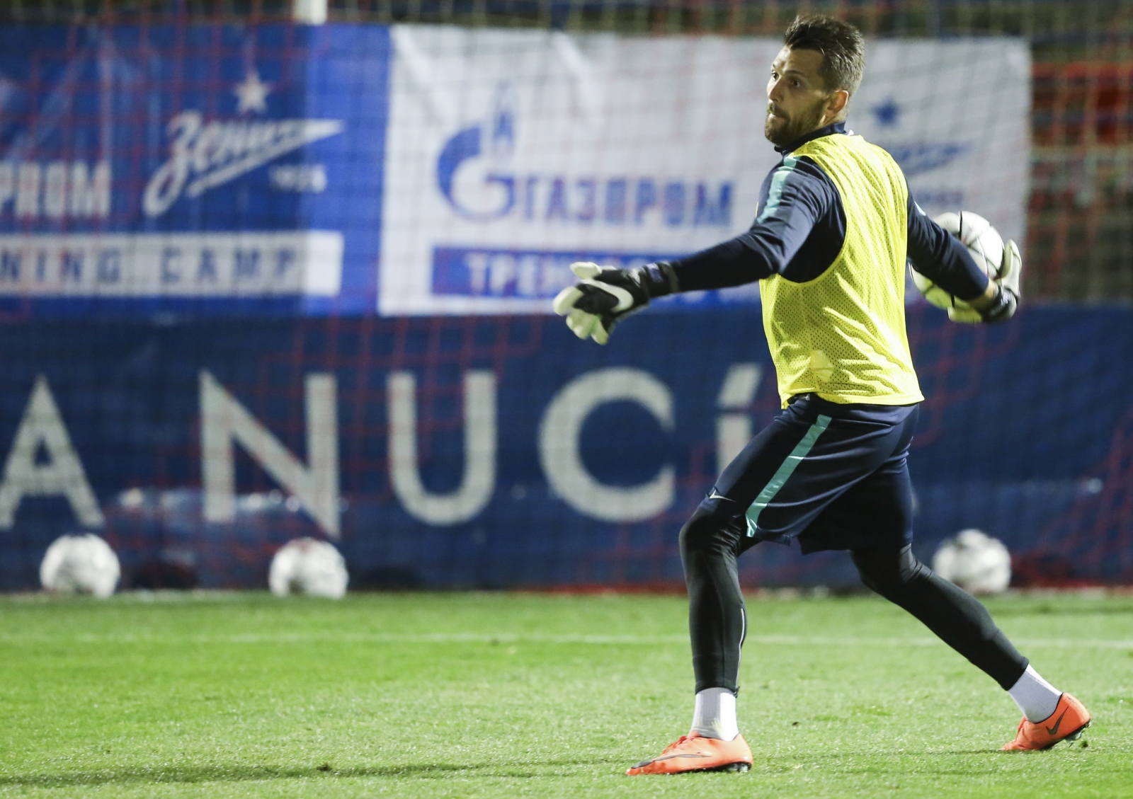 «Газпром»-тренировочный сбор в Испании: 10 февраля, вечерняя тренировка