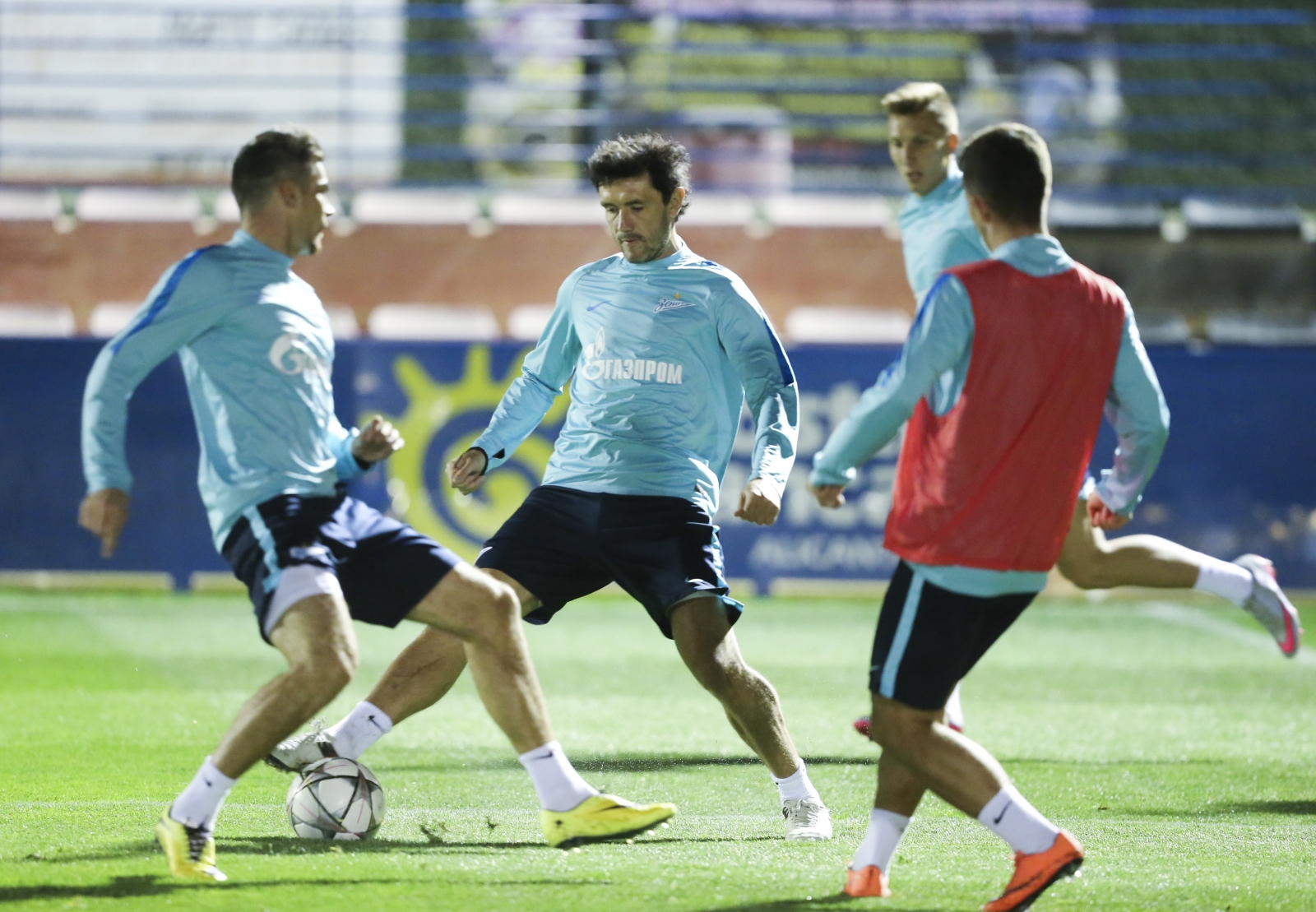 «Газпром»-тренировочный сбор в Испании: 10 февраля, вечерняя тренировка