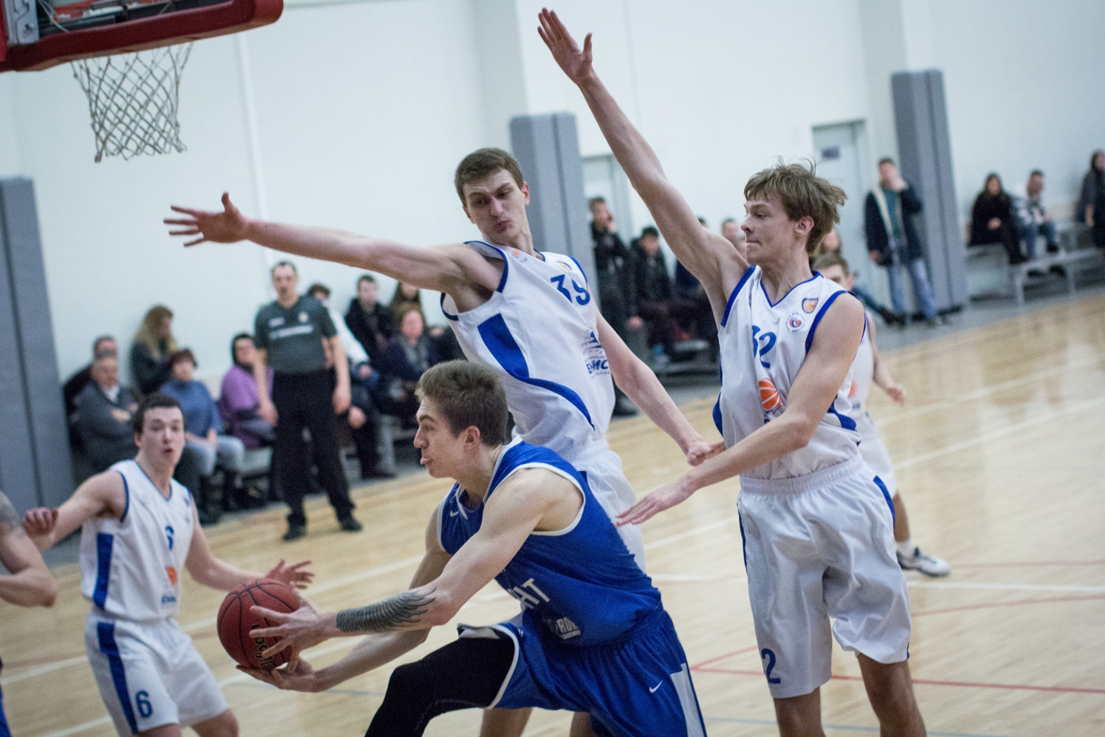 Единая Молодежная Лига ВТБ 2015/2016, «Зенит» — «Енисей»