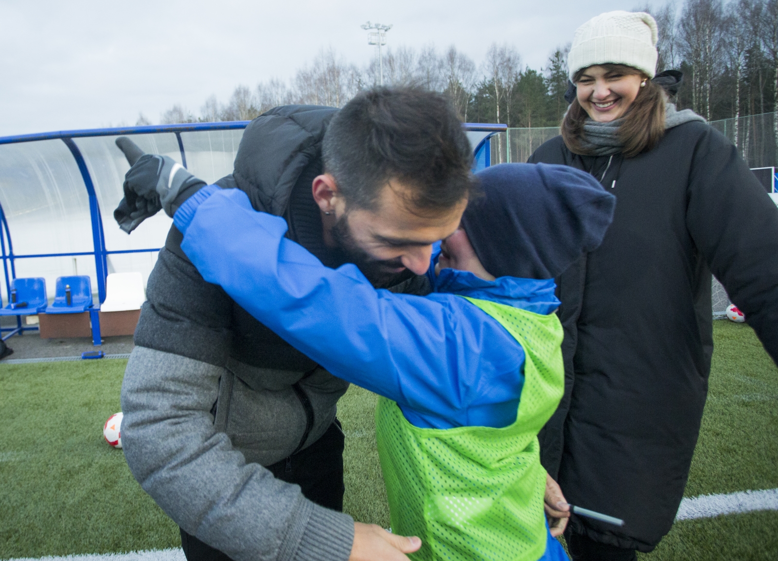 «Клуб добрых дел»: воспитанник детского дома Никита посетил тренировку юных «Зенитовцев»