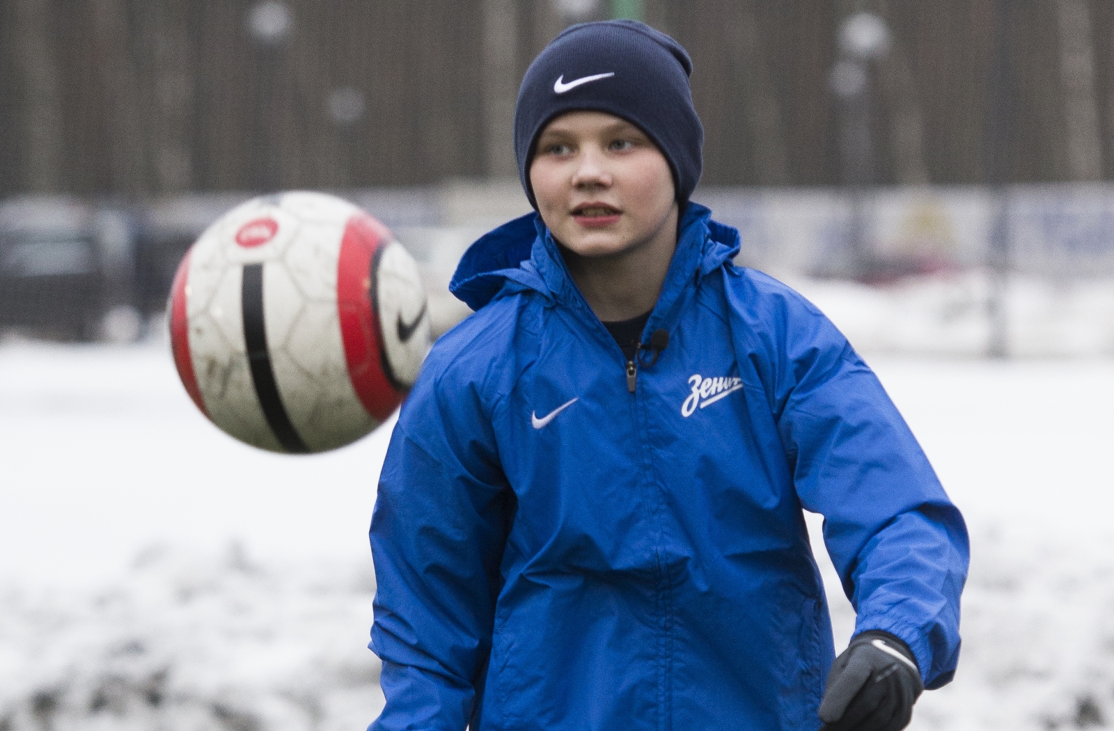 «Клуб добрых дел»: воспитанник детского дома Никита посетил тренировку юных «Зенитовцев»