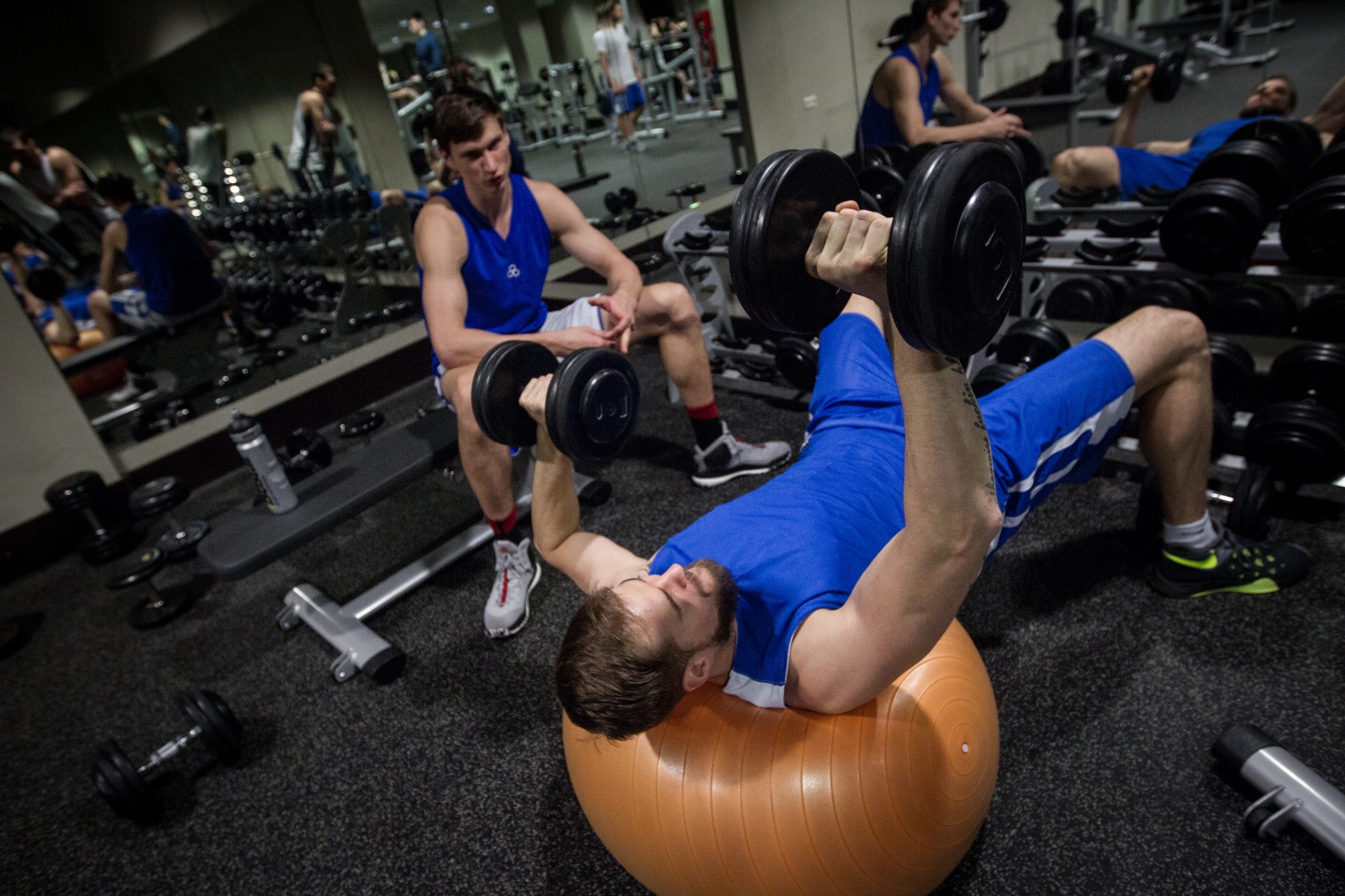 Тренировка основного состава БК «Зенит» перед матчем Единой лиги ВТБ 2015/2016 «Зенит» — ЦСКА