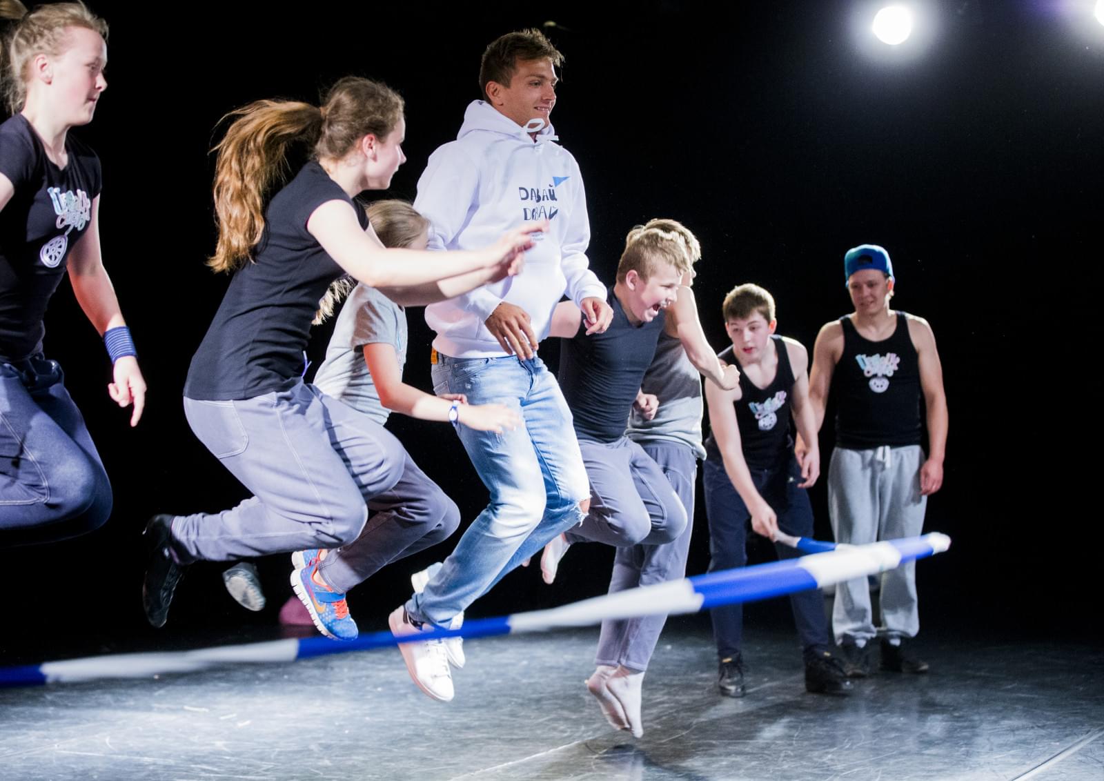 Давай-давай!»: Доменико Кришито поработал цирковым артистом