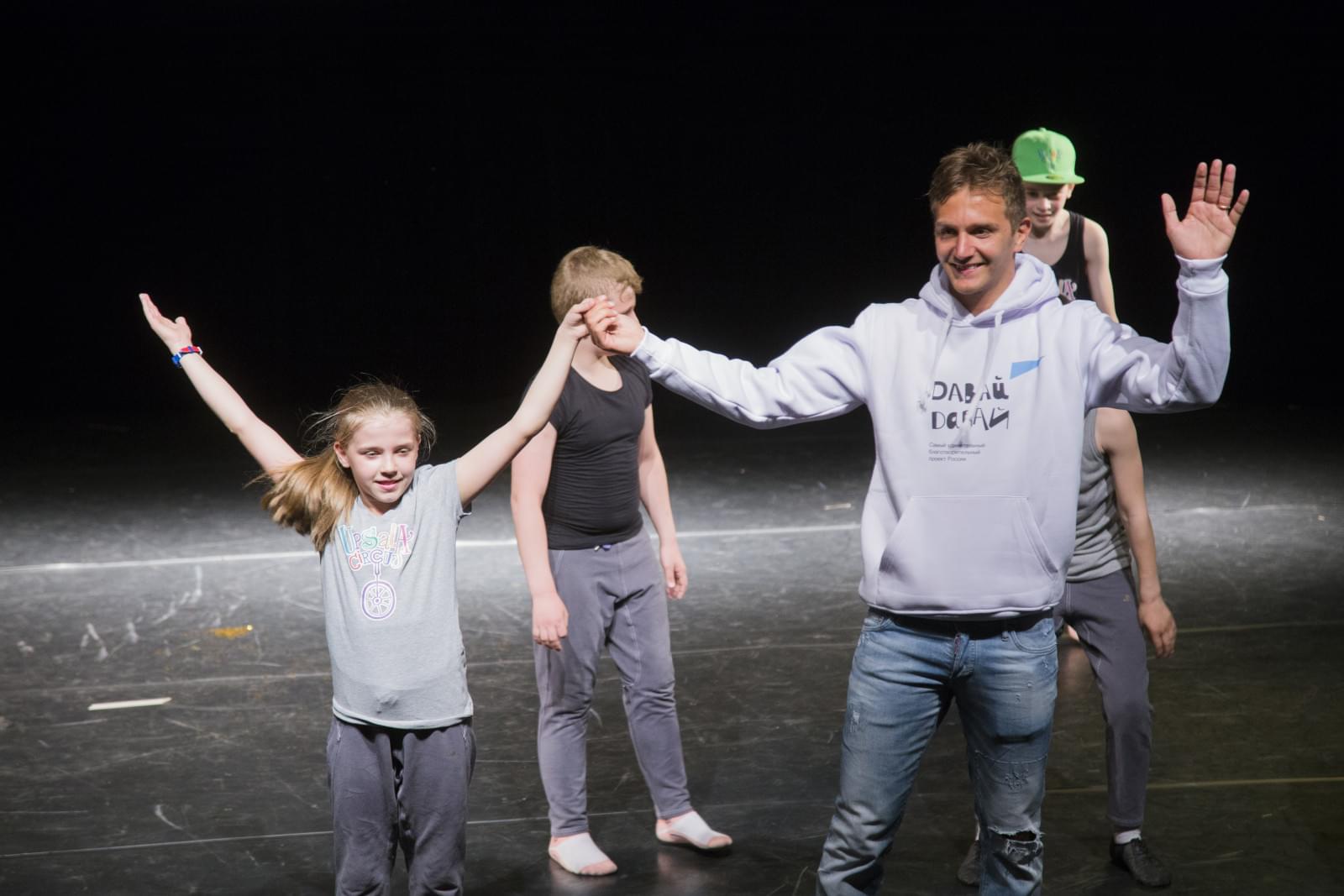 Давай-давай!»: Доменико Кришито поработал цирковым артистом