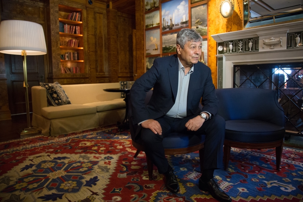 Представление нового главного тренера Мирчи Луческу