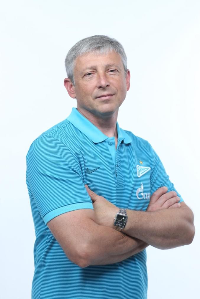 Фотосессия футболистов и тренеров основного состава ФК «Зенит» сезона 2016/2017