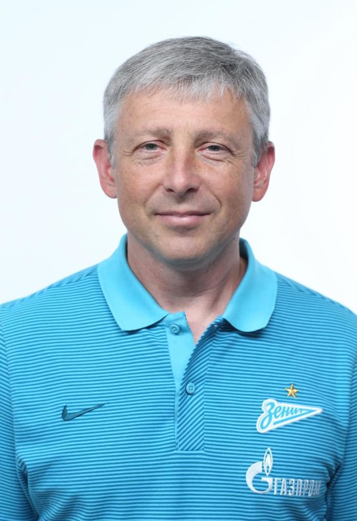 Фотосессия футболистов и тренеров основного состава ФК «Зенит» сезона 2016/2017