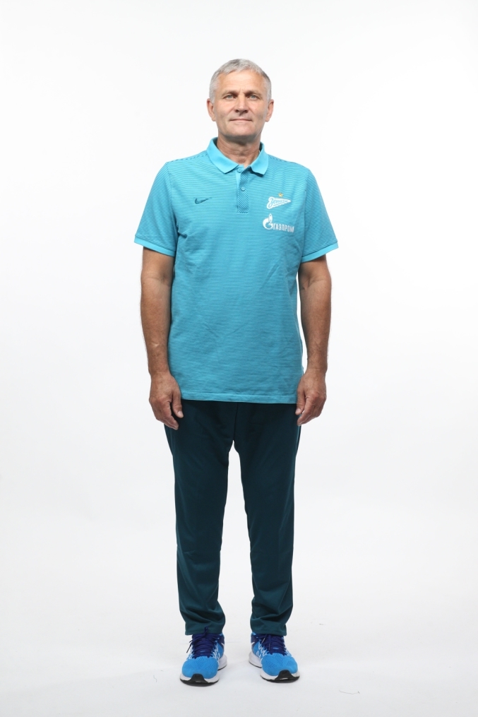 Фотосессия футболистов и тренеров основного состава ФК «Зенит» сезона 2016/2017