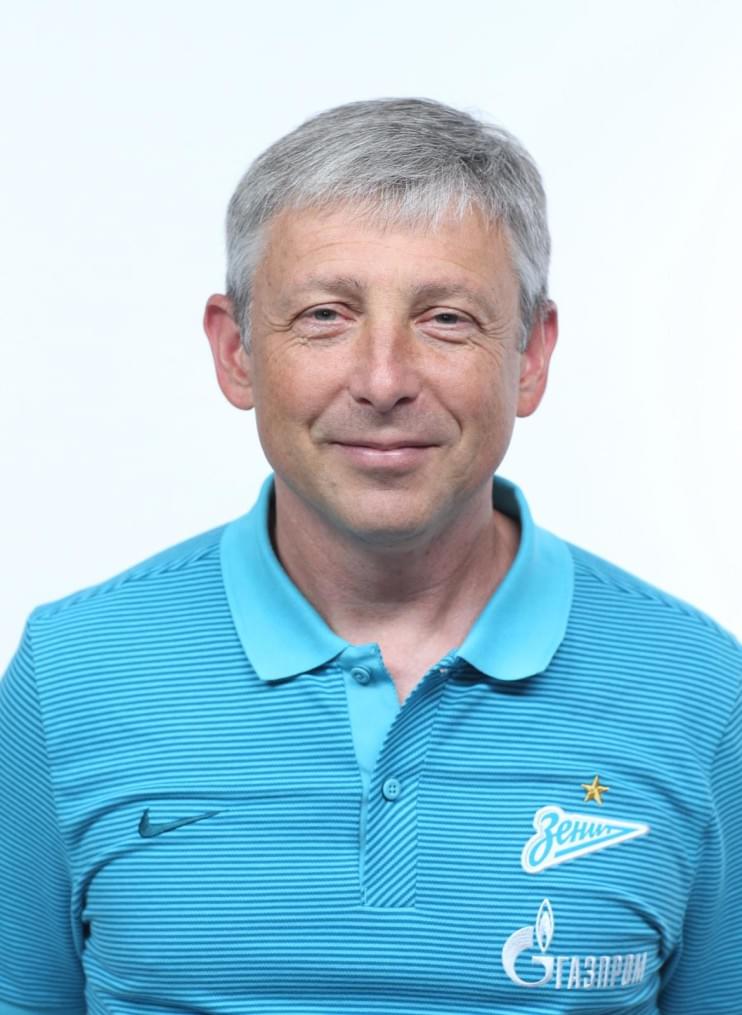 Фотосессия футболистов и тренеров основного состава ФК «Зенит» сезона 2016/2017