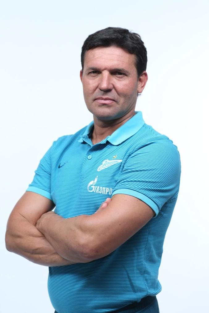 Фотосессия футболистов и тренеров основного состава ФК «Зенит» сезона 2016/2017