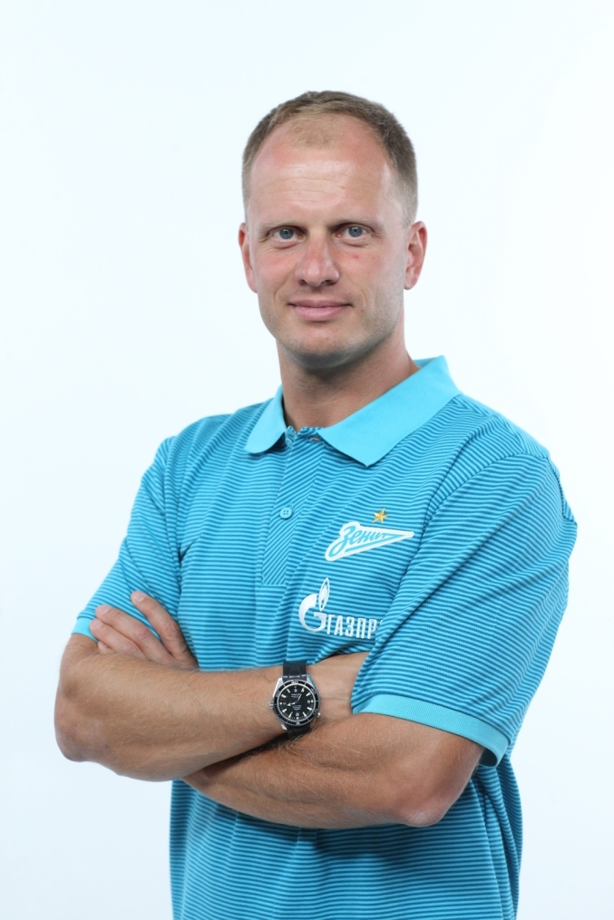 Фотосессия футболистов и тренеров основного состава ФК «Зенит» сезона 2016/2017