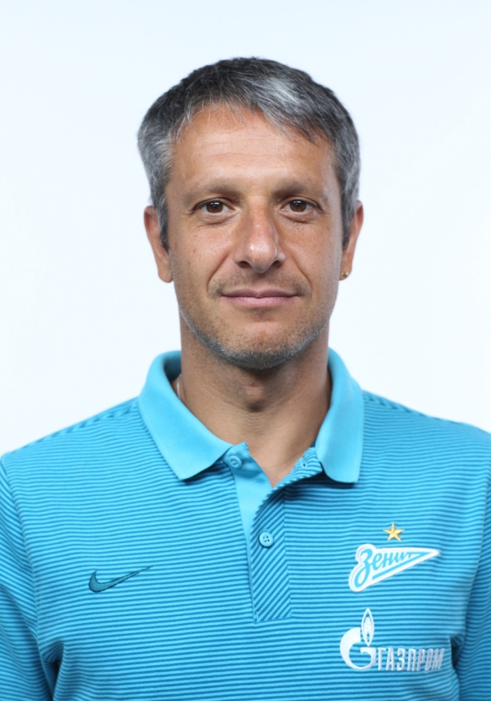 Фотосессия футболистов и тренеров основного состава ФК «Зенит» сезона 2016/2017