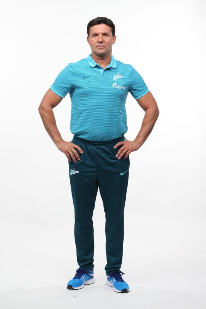 Фотосессия футболистов и тренеров основного состава ФК «Зенит» сезона 2016/2017