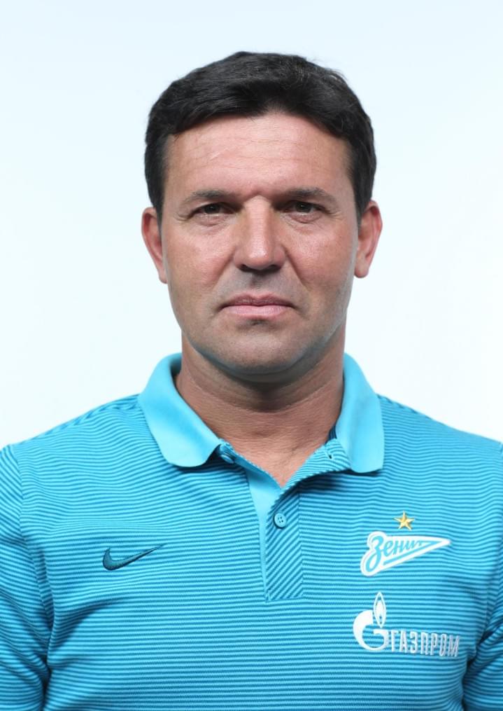 Фотосессия футболистов и тренеров основного состава ФК «Зенит» сезона 2016/2017