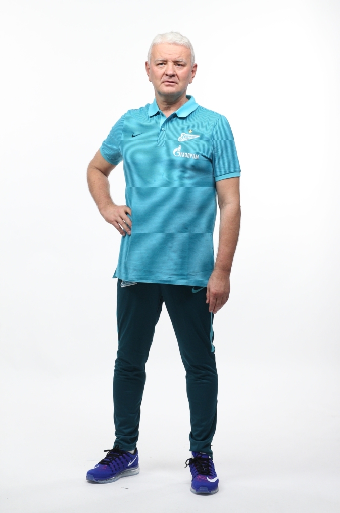 Фотосессия футболистов и тренеров основного состава ФК «Зенит» сезона 2016/2017