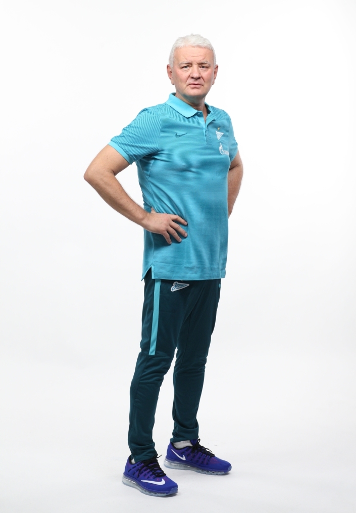 Фотосессия футболистов и тренеров основного состава ФК «Зенит» сезона 2016/2017