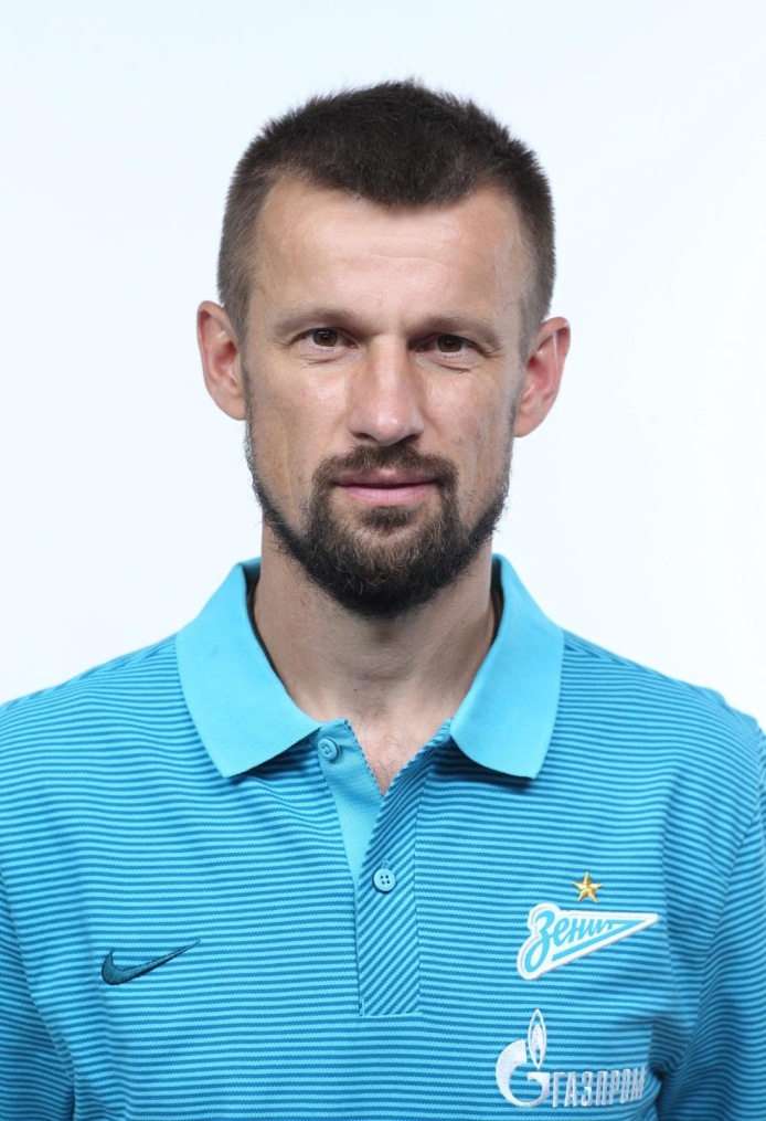 Фотосессия футболистов и тренеров основного состава ФК «Зенит» сезона 2016/2017