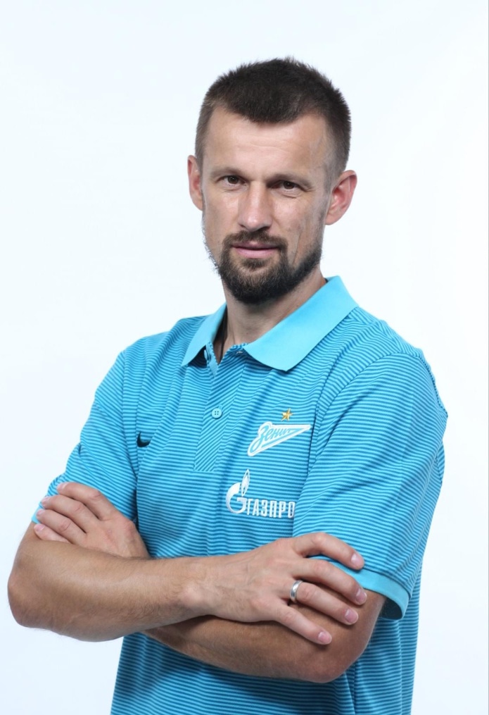 Фотосессия футболистов и тренеров основного состава ФК «Зенит» сезона 2016/2017