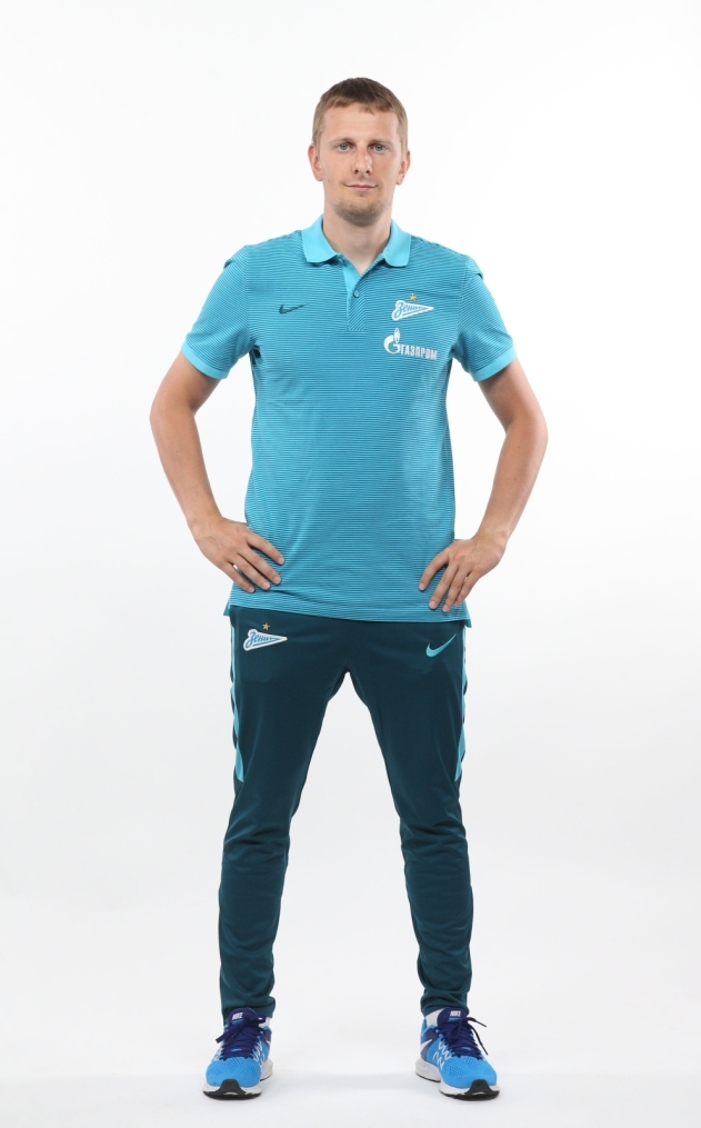 Фотосессия футболистов и тренеров основного состава ФК «Зенит» сезона 2016/2017