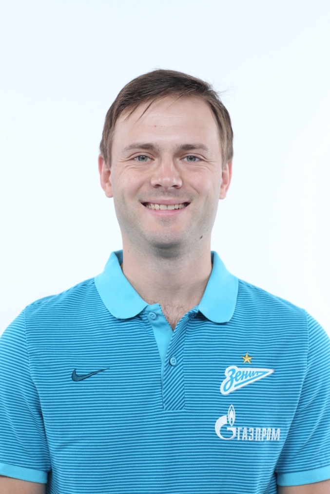 Фотосессия футболистов и тренеров основного состава ФК «Зенит» сезона 2016/2017