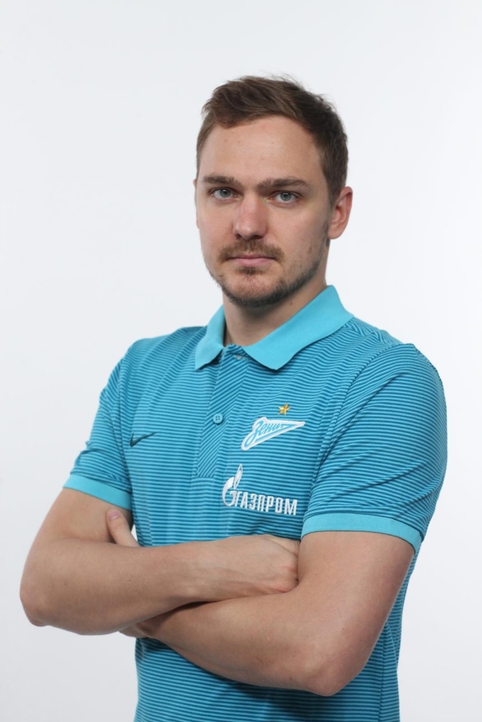 Фотосессия футболистов и тренеров основного состава ФК «Зенит» сезона 2016/2017