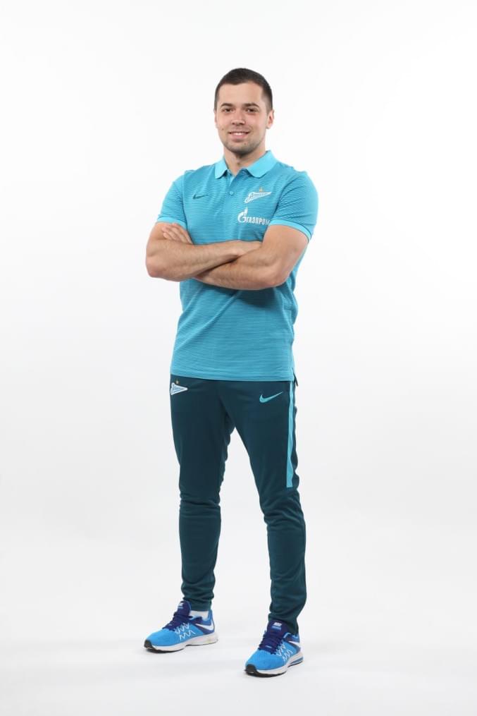 Фотосессия футболистов и тренеров основного состава ФК «Зенит» сезона 2016/2017