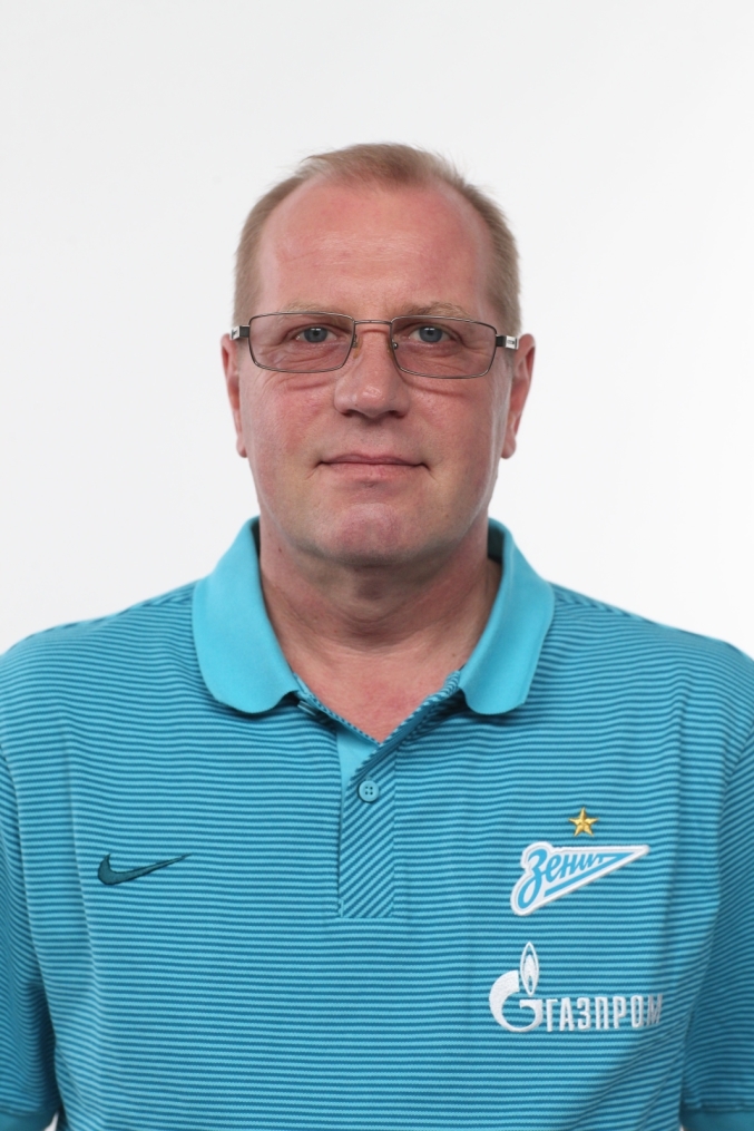 Фотосессия футболистов и тренеров основного состава ФК «Зенит» сезона 2016/2017